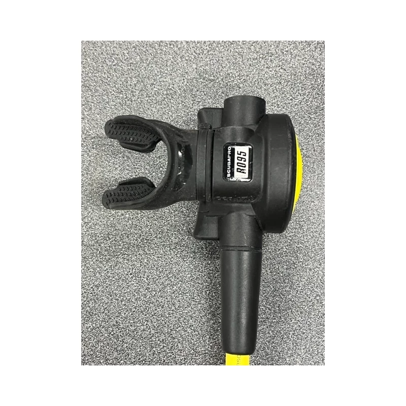 Détendeur De Secours Moniteur Scubapro MK2 Evo R095 Occasion 2 Détendeur De Secours Moniteur Scubapro MK2 Evo R095 Occasion – Image 2